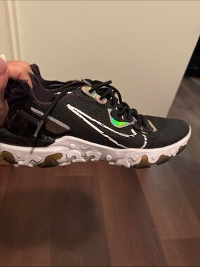 Nike women’s size 8